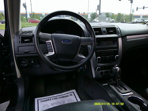Used 2012 Ford Fusion SEL image 18