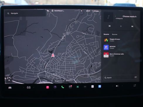 Used 2022 Tesla Model S image 3