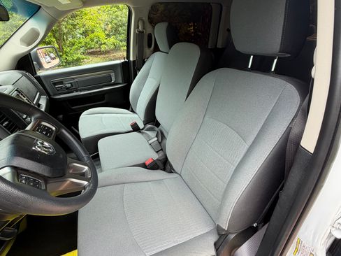 Used 2021 RAM 1500 4x4 Crew Cab Classic SLT image 13