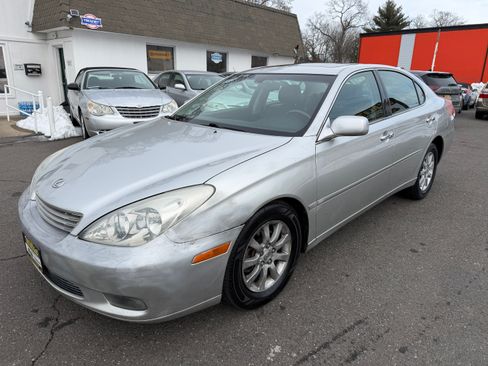 Used 2004 Lexus ES 330 image 24