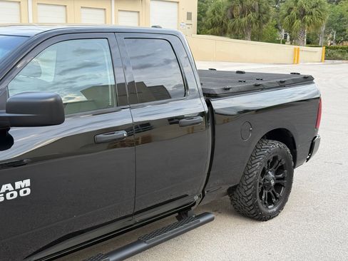 Used 2014 RAM 1500 ST RWD image 30