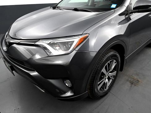 Used 2017 Toyota RAV4 XLE image 9