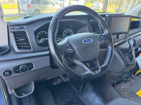 Used 2022 Ford Transit 350 image 9