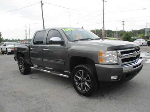 Used 2011 Chevrolet Silverado 1500 LT Z71 AWD/4WD image 4