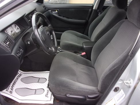 Used 2006 Toyota Corolla S image 8