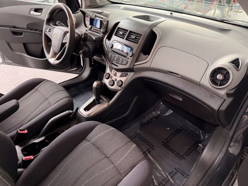 Used 2012 Chevrolet Sonic LT image 15