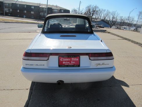 Used 1992 Alfa Romeo Spider Veloce image 7