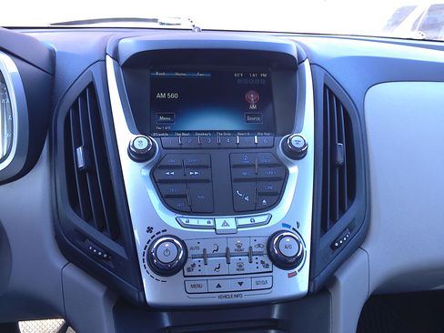 Used 2013 Chevrolet Equinox LT image 15