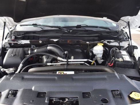 Used 2017 RAM 1500 Classic SLT image 30