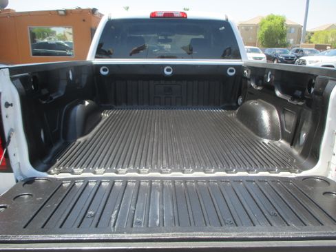Used 2014 Chevrolet Silverado 1500 Crew Cab LT RWD image 15