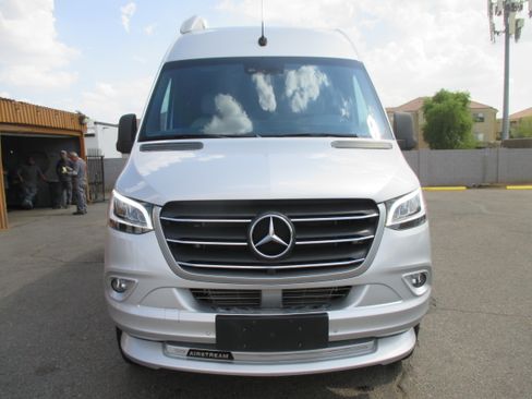 Used 2022 Mercedes-Benz Sprinter 4x4 2500 144 Cargo image 46
