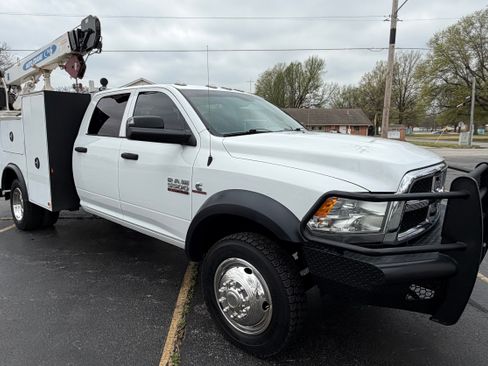 Used 2018 RAM 5500 Tradesman image 7