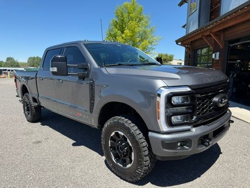 Used 2026 Ford F350 4x4 Crew Cab Super Duty image 9
