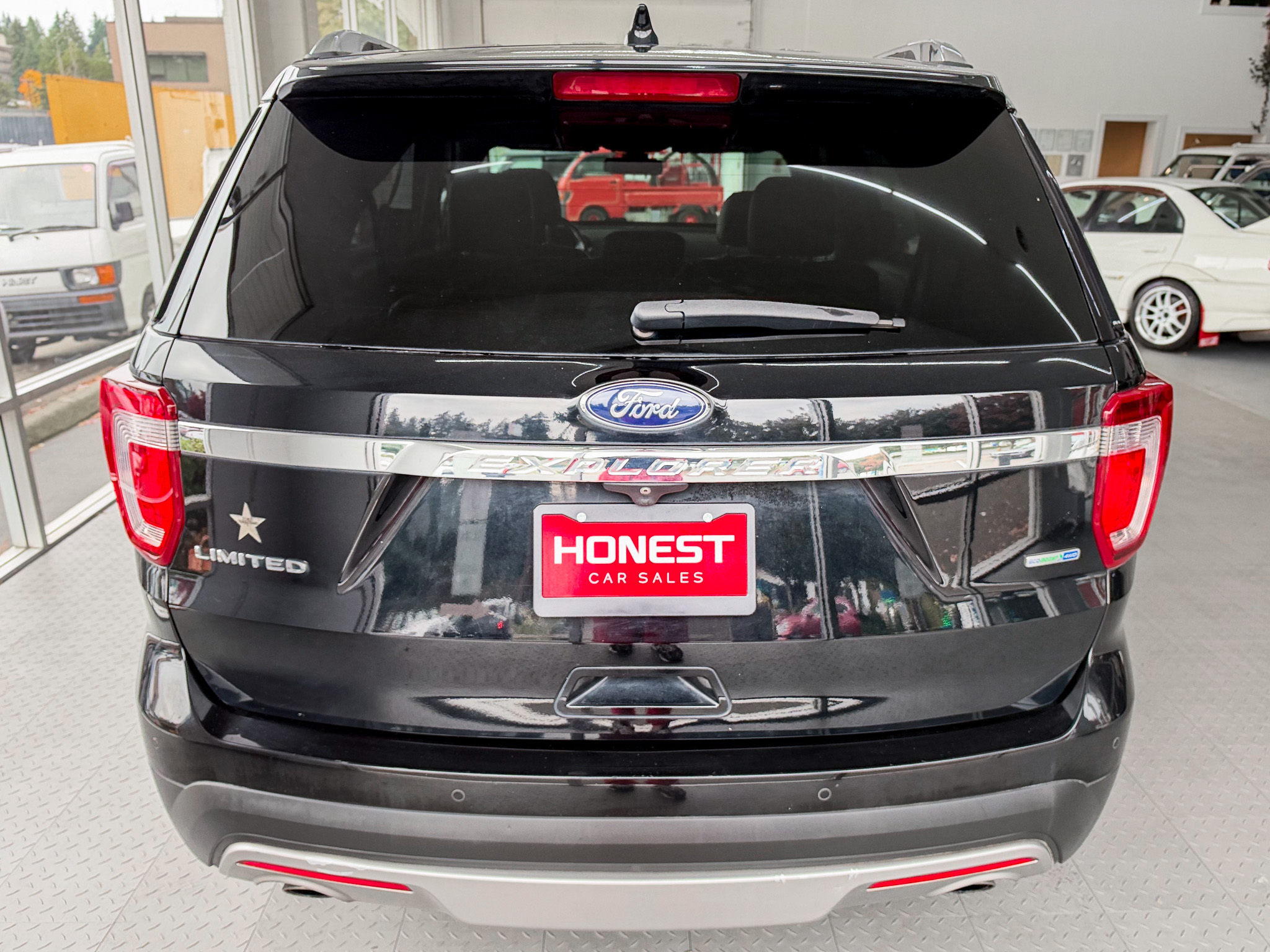 Used 2017 Ford Explorer 4WD Limited image 5