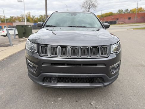 Used 2021 Jeep Compass Latitude w/ 80th Edition image 2