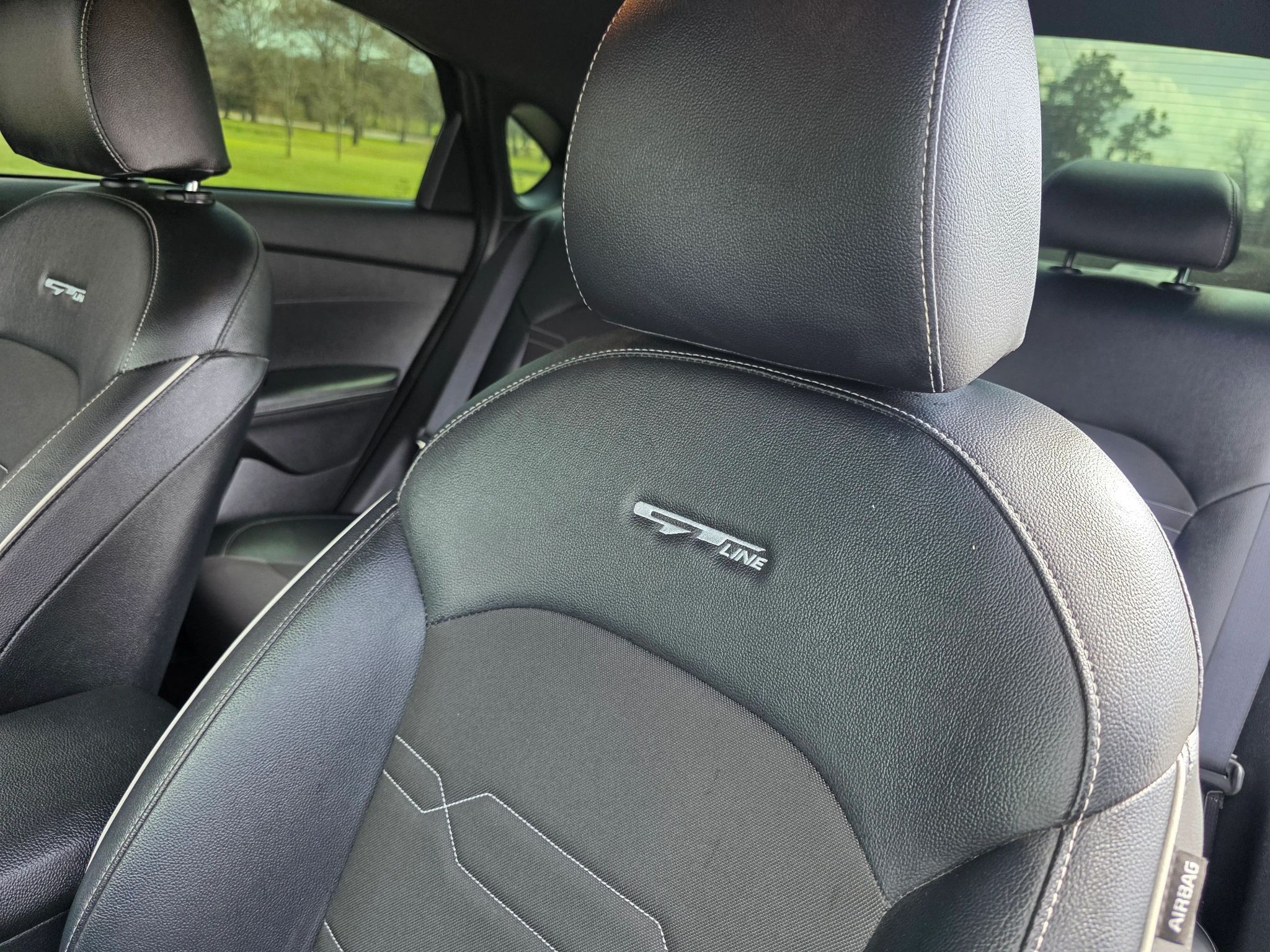 Used 2024 Kia Forte GT-Line Sedan FWD image 9