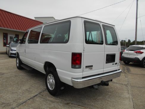 Used 2013 Ford E-350 and Econoline 350 XLT RWD image 5