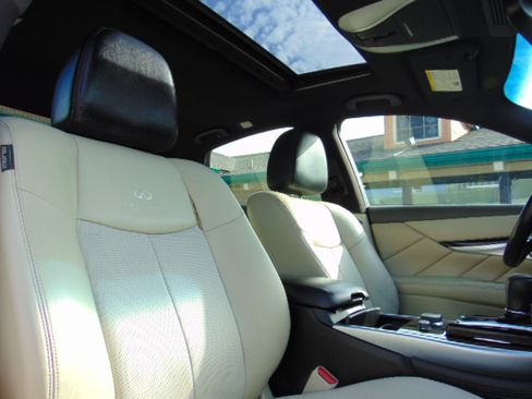 Used 2012 INFINITI M37 image 28