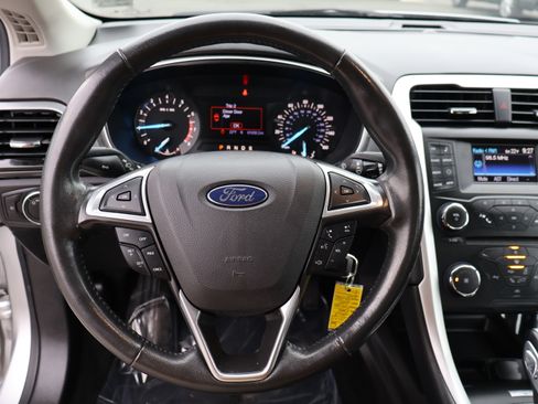 Used 2013 Ford Fusion SE image 20