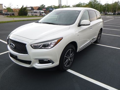 Used 2019 INFINITI QX60 AWD image 2