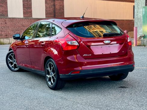Used 2014 Ford Focus SE image 3