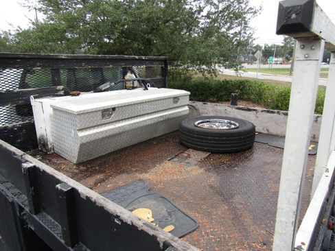 Used 1999 Ford F350 XL image 9