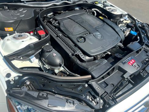 Used 2014 Mercedes-Benz E 350 Sport image 24