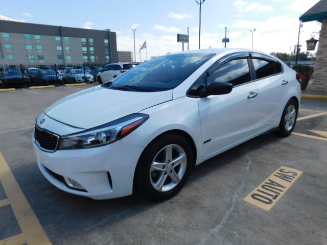 Used 2018 Kia Forte Sedan FWD image 4