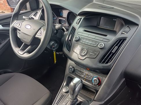 Used 2016 Ford Focus SE image 10