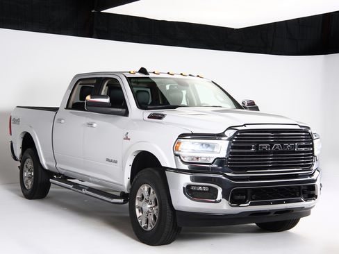 Used 2020 RAM 2500 4x4 Crew Cab Laramie image 20