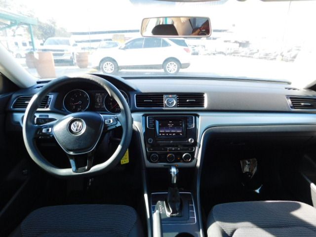 Used 2017 Volkswagen Passat 1.8T S FWD image 13