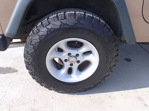 Used 2000 Jeep Wrangler SE image 29