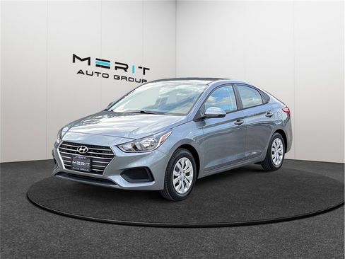 Used 2020 Hyundai Accent SE image 4