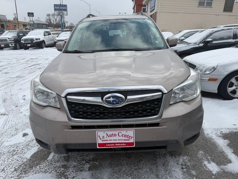 Used 2016 Subaru Forester 2.5i Premium image 5
