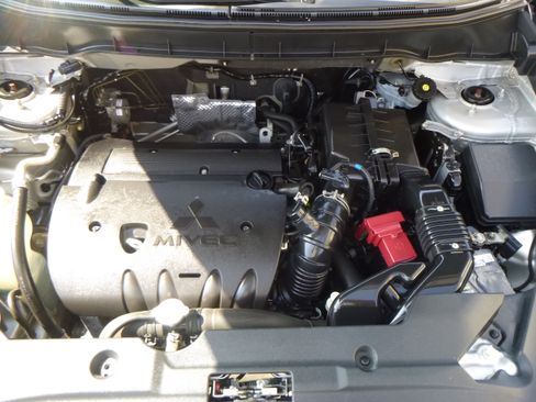 Used 2015 Mitsubishi Outlander Sport ES image 27