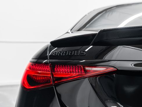 Used 2025 Mercedes-Benz S 63 AMG S e Performance 4MATIC Sedan image 19