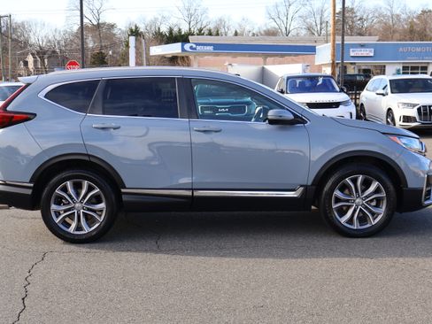 Used 2020 Honda CR-V Touring image 9