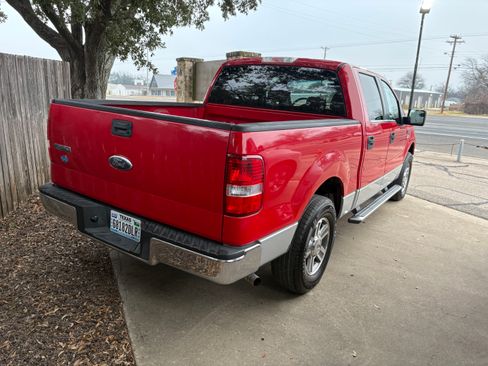 Used 2006 Ford F150 XLT image 2