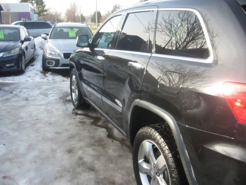 Used 2013 Jeep Grand Cherokee Laredo image 6