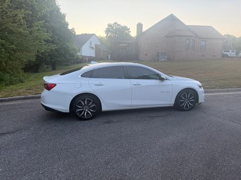 Used 2018 Chevrolet Malibu LT w/ 1LT FWD image 21
