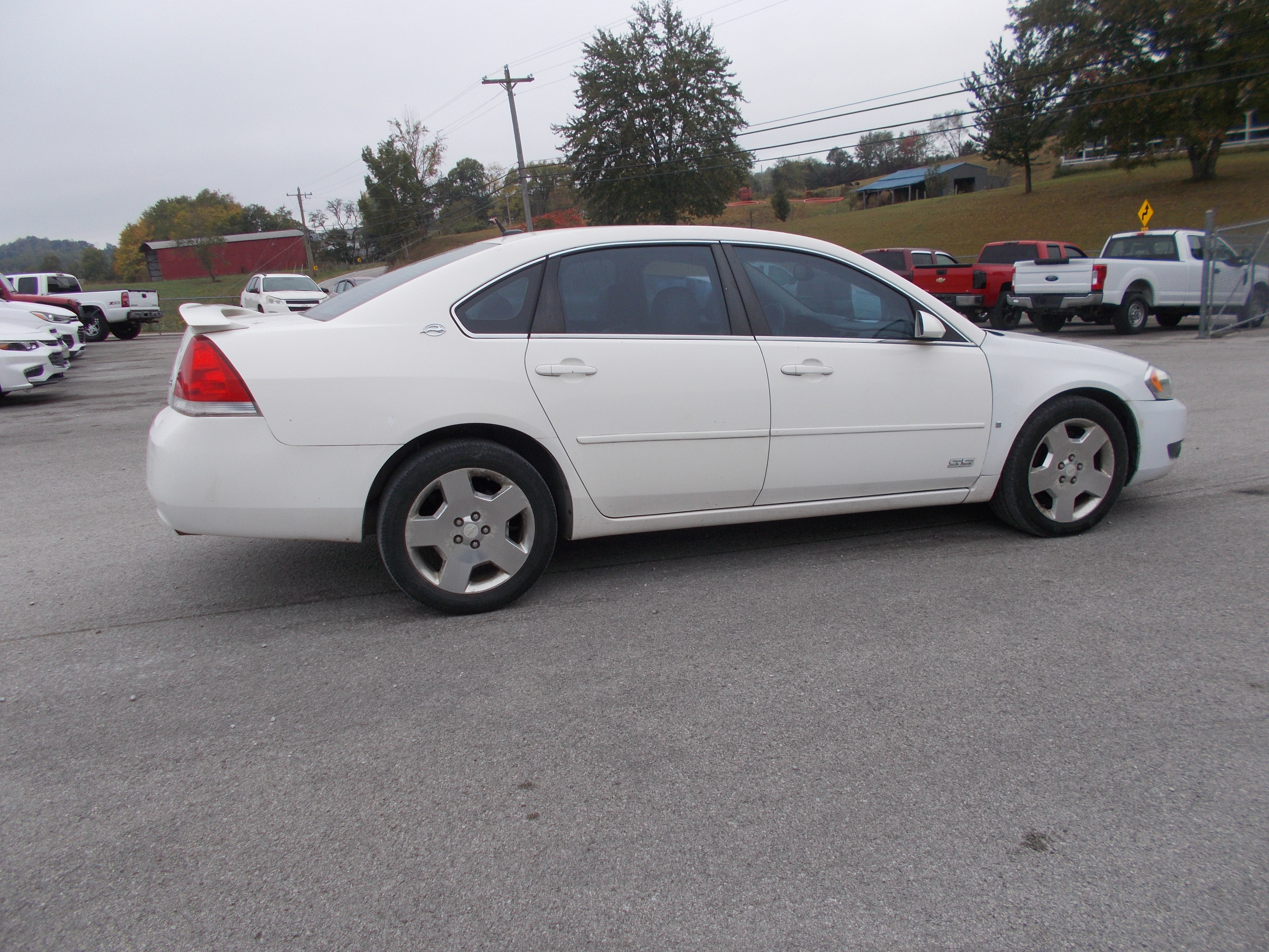 Used 2006 Chevrolet Impala SS FWD image 4