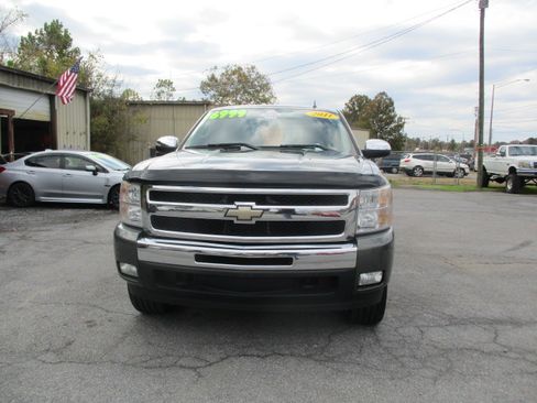 Used 2011 Chevrolet Silverado 1500 LT Z71 image 3