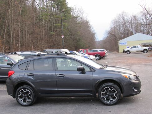 Used 2013 Subaru XV Crosstrek 2.0i Premium image 14