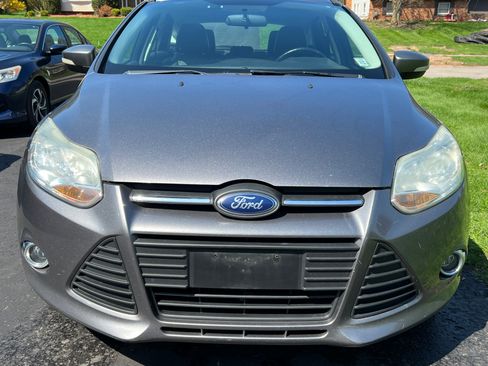 Used 2014 Ford Focus SE Hatchback FWD image 5