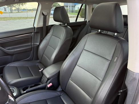 Used 2014 Volkswagen Jetta TDI image 63