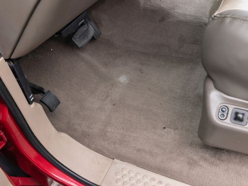 Used 2003 Ford Excursion Eddie Bauer image 34