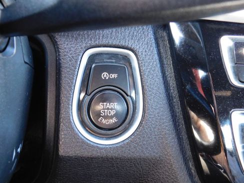 Used 2016 BMW 320i image 15