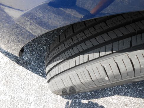 Used 2010 Hyundai Accent GL image 18