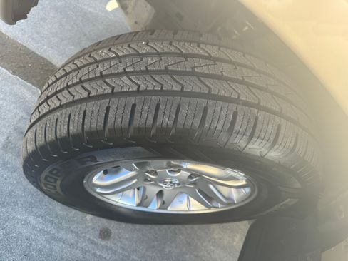 Used 2005 Toyota Sequoia SR5 image 17