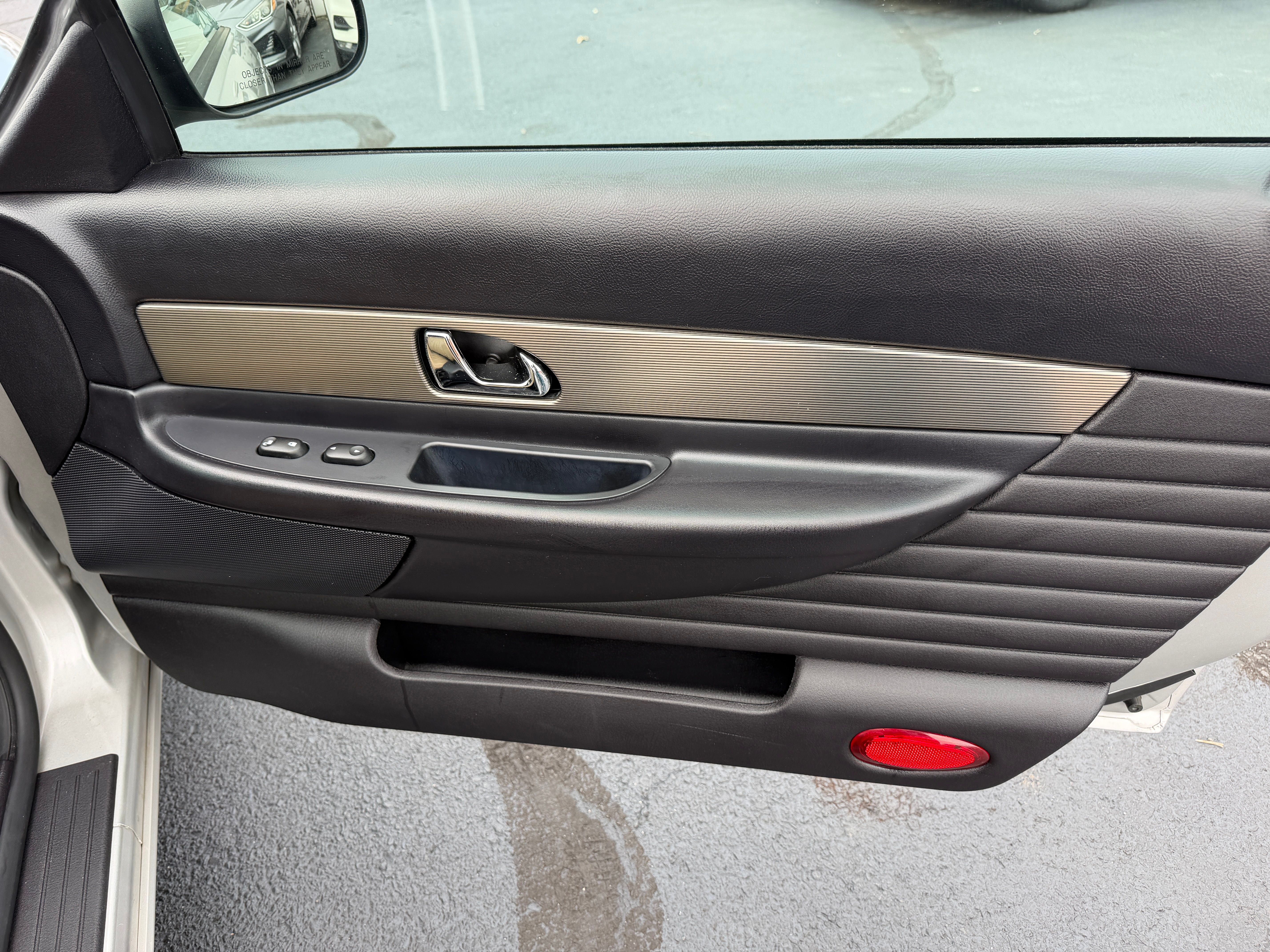 Used 2004 Ford Thunderbird UNAVAIL RWD image 16